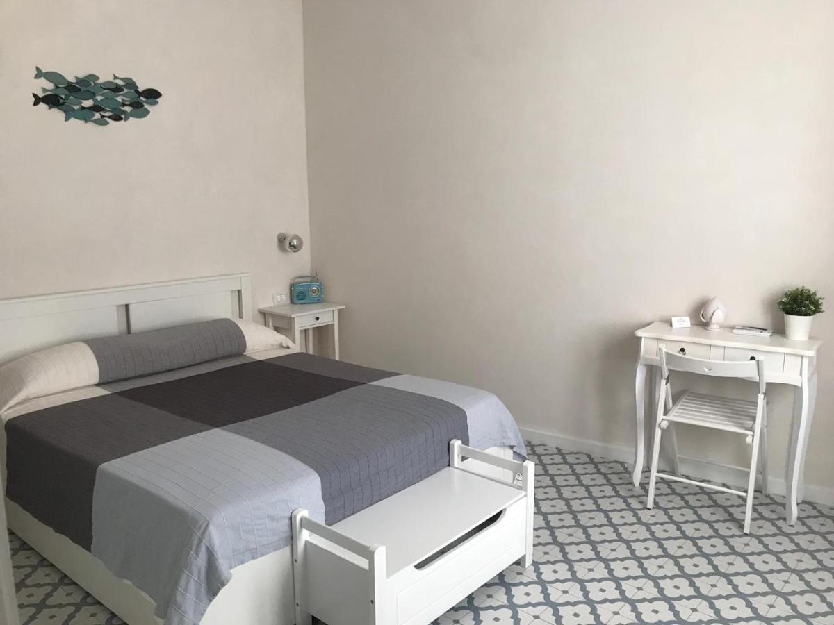 Casa E Bottega Bed and Breakfast Monopoli Buitenkant foto